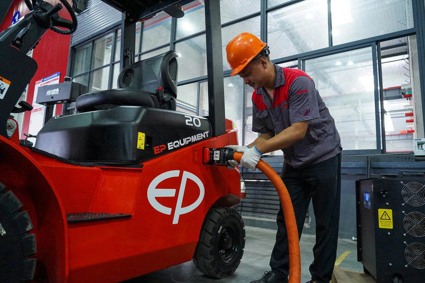 [EP] EFL - 2 Tonne Counterbalance Forklift (Lithium) – myForklift