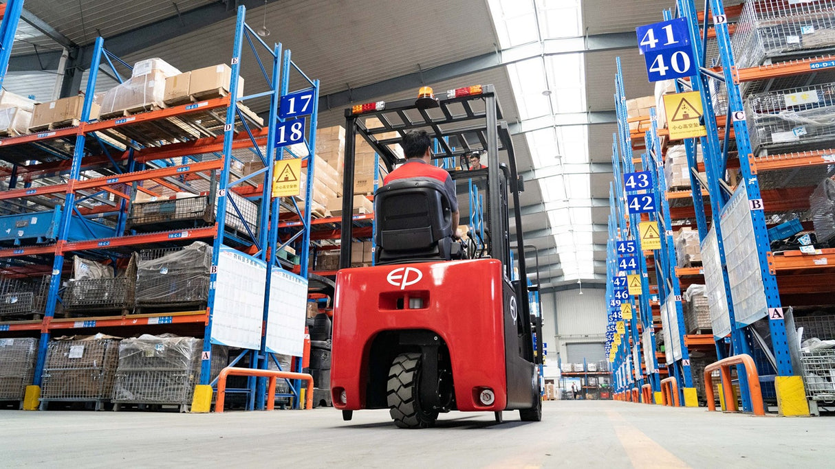[EP] EFS - 1.5 Tonne 3-Wheel Counterbalance Forklift (AGM)