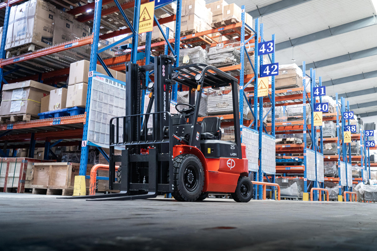 [EP] EFX252 - 2.5 Tonne Counterbalance Forklift (Lithium)