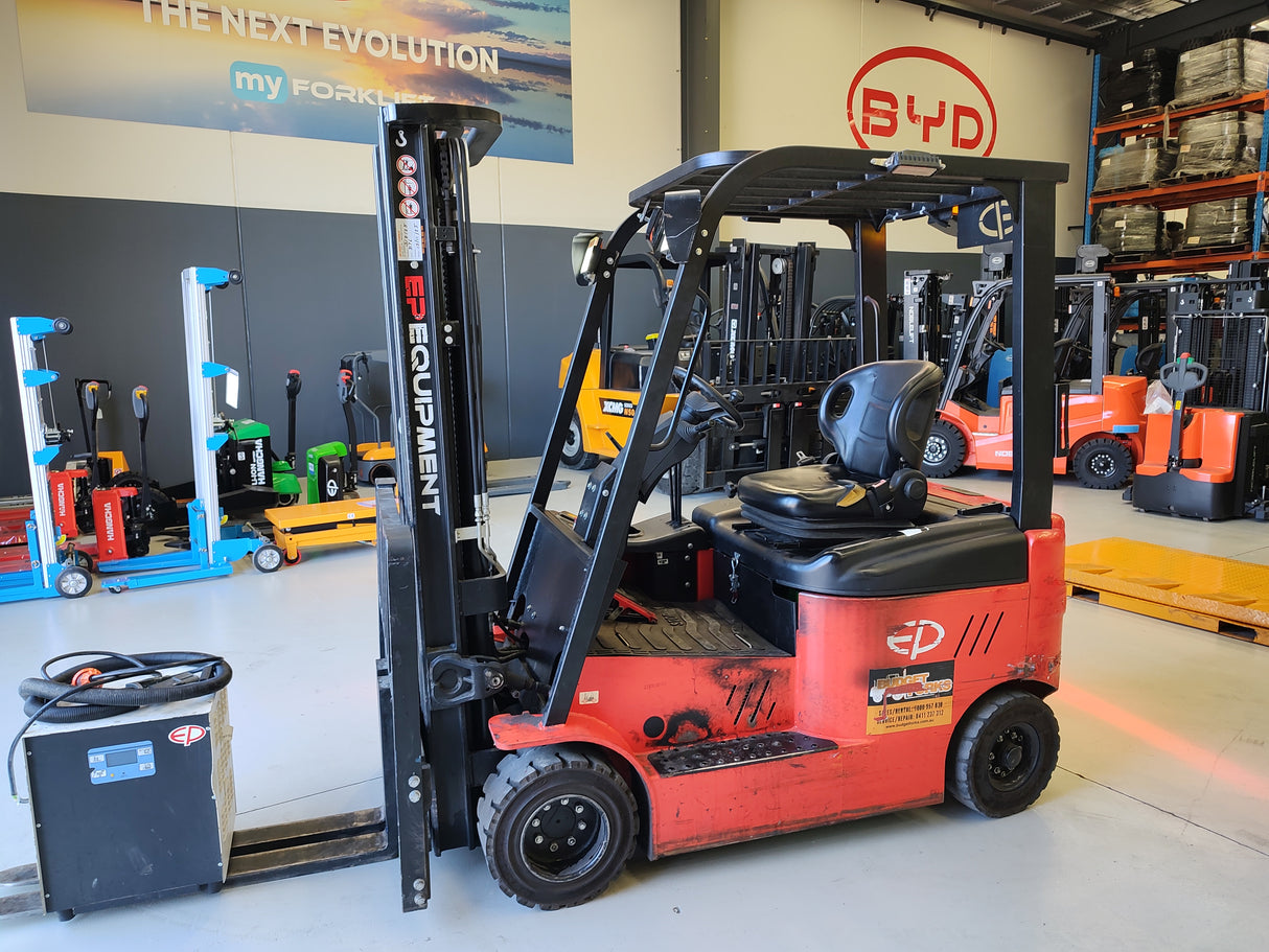 [Used] EP - 1.8T Counterbalance Forklift - SN: 2281000162 (Lithium)