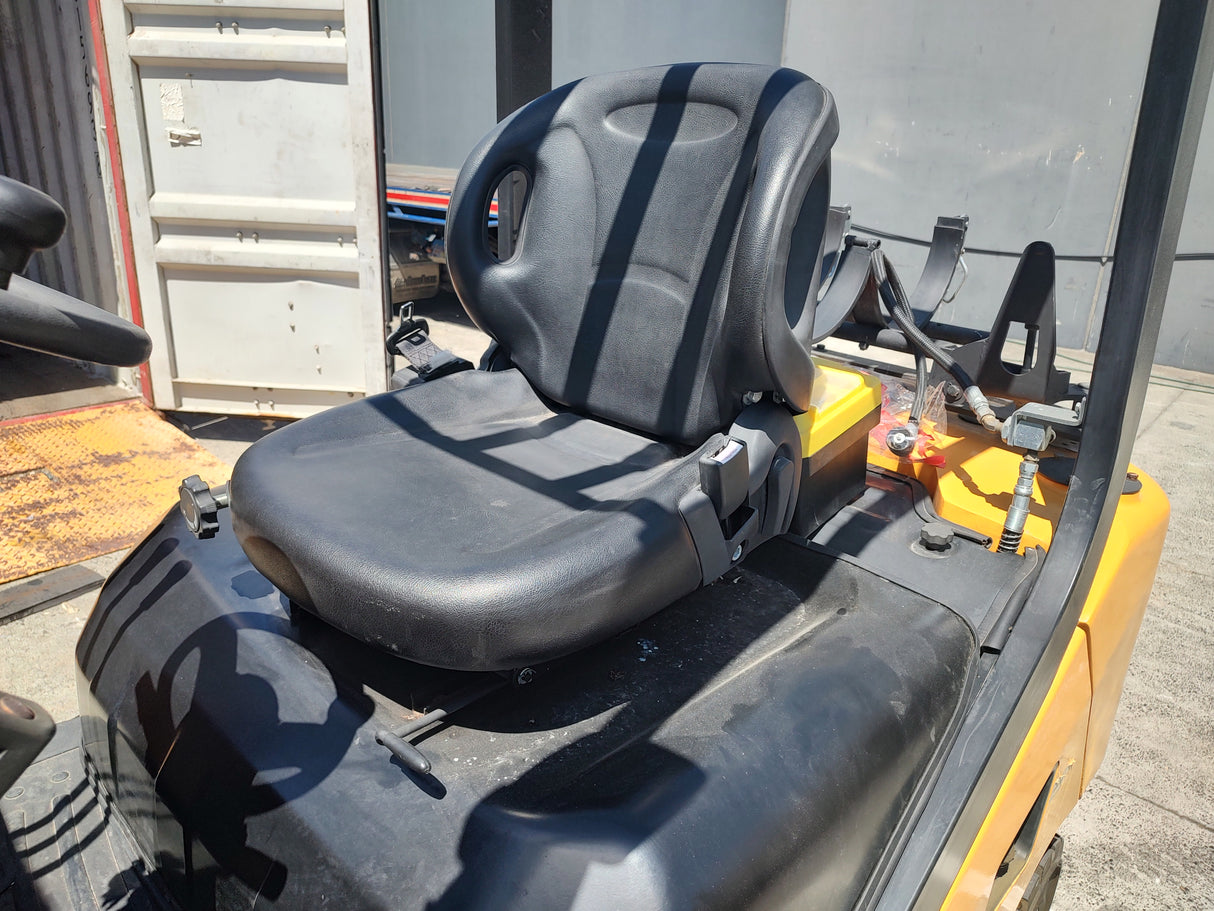 [XCMG] 2.5 Tonne Counterbalance Forklift (LPG & Petrol)